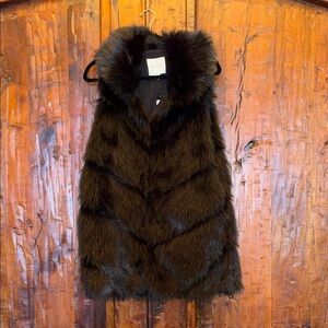 Gibson Latimer Black Faux Fur Vest. Size SM